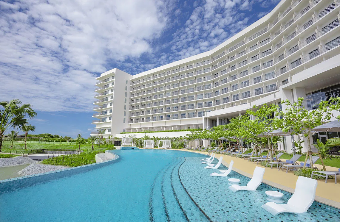 a pool at hilton okinawa sesoko resort